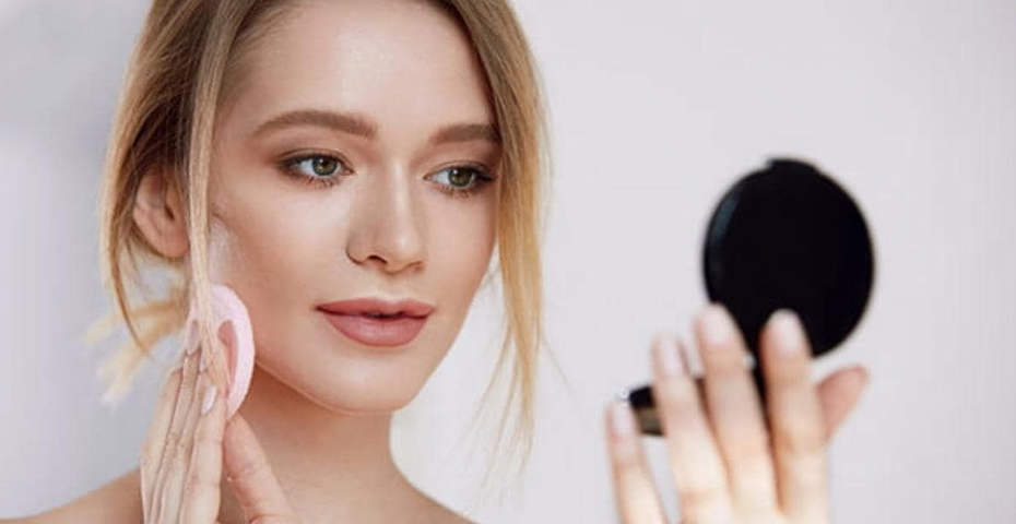 آموزش گام به گام استفاده از پنکک برای آرایشی بی نقص - لوازم آرایش مهرو