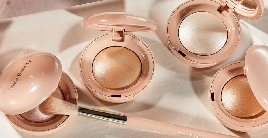 انتخاب رنگ هایلایتر برای آرایشی جذاب و خاص - آرایشی مهرو